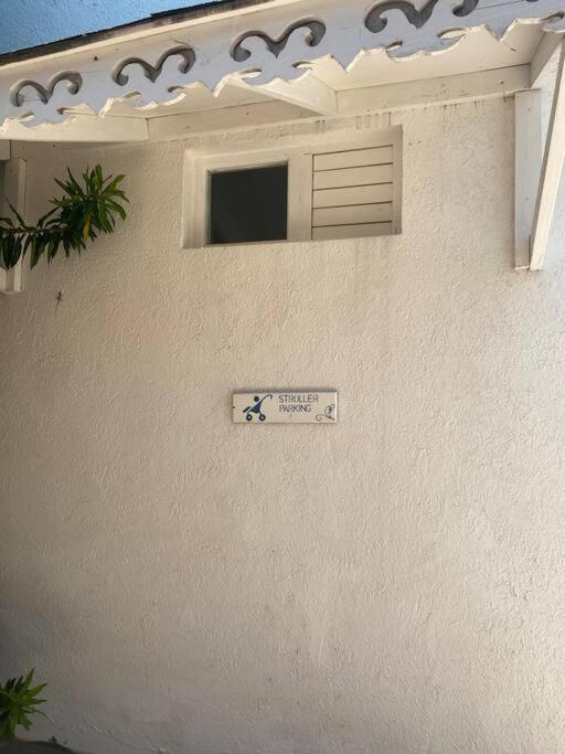 Apartment Lush Tropical Located In A 4-star *
